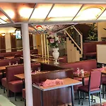 Le Cesar 酒店 3*
