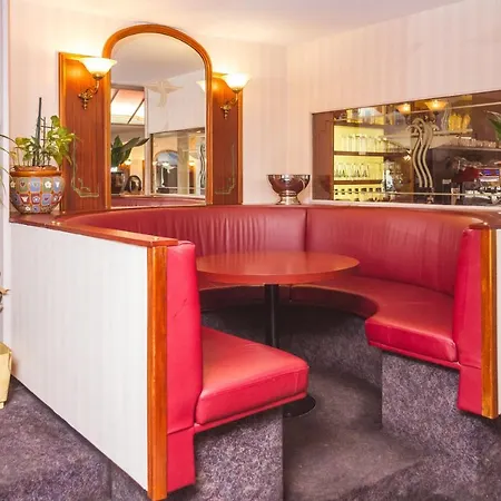 Le Cesar Hotel Royat