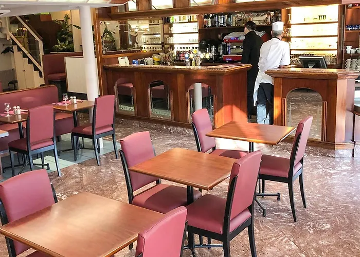 Hotel Le Cesar Royat